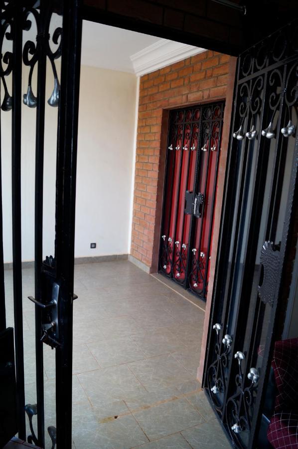 Residence Vicyma 2 P Tout Confort Bafoussam Centre Exterior photo